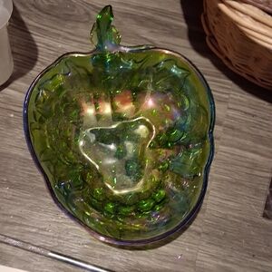 Vintage Green Iridescent Grape Harvest Carnival Glass Bowl